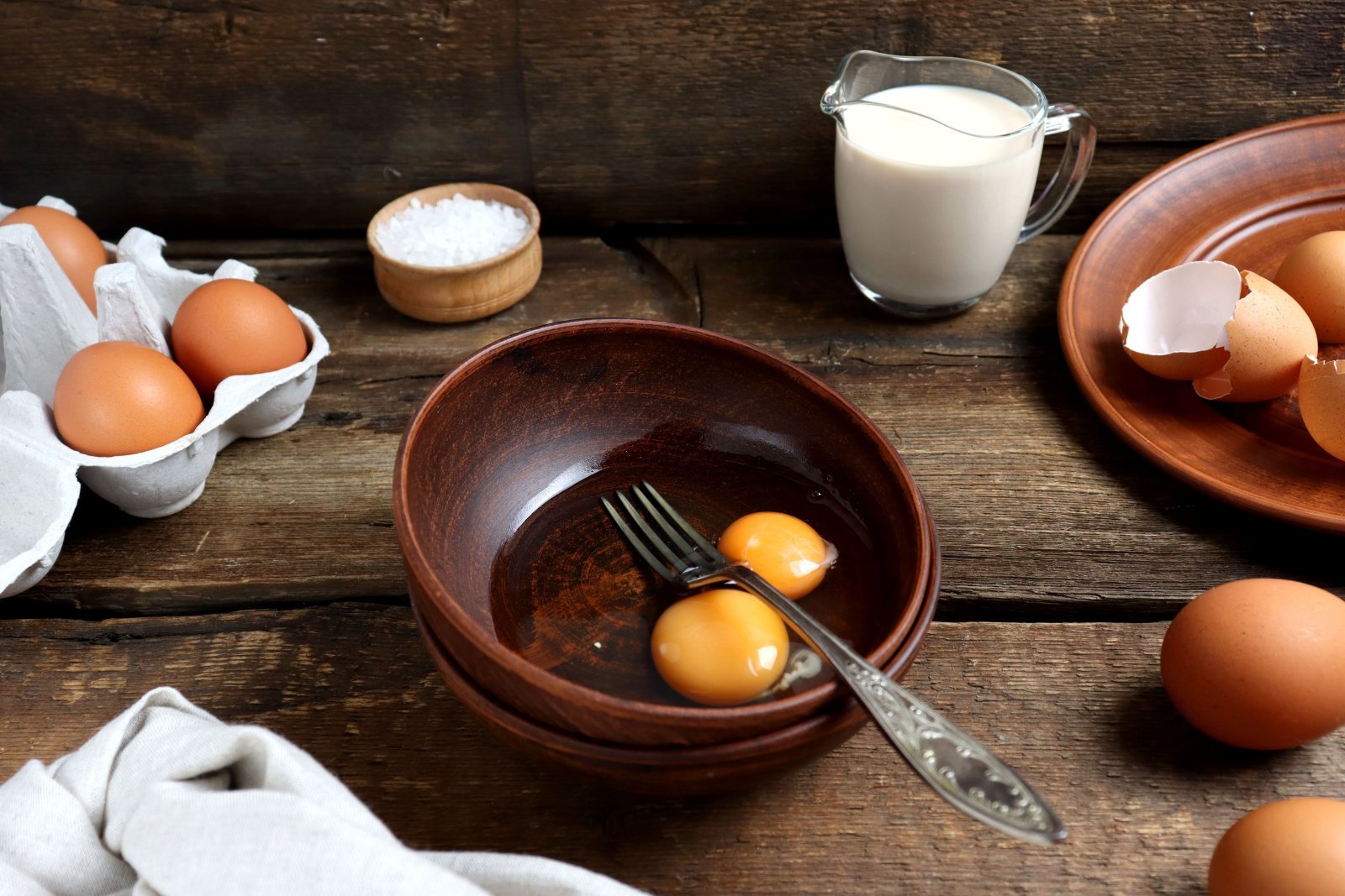 Egg yolks with separated egg whites