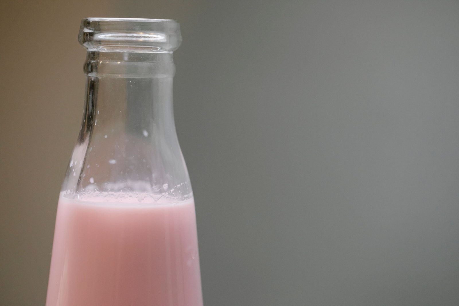 Photo of a jar of raw milk